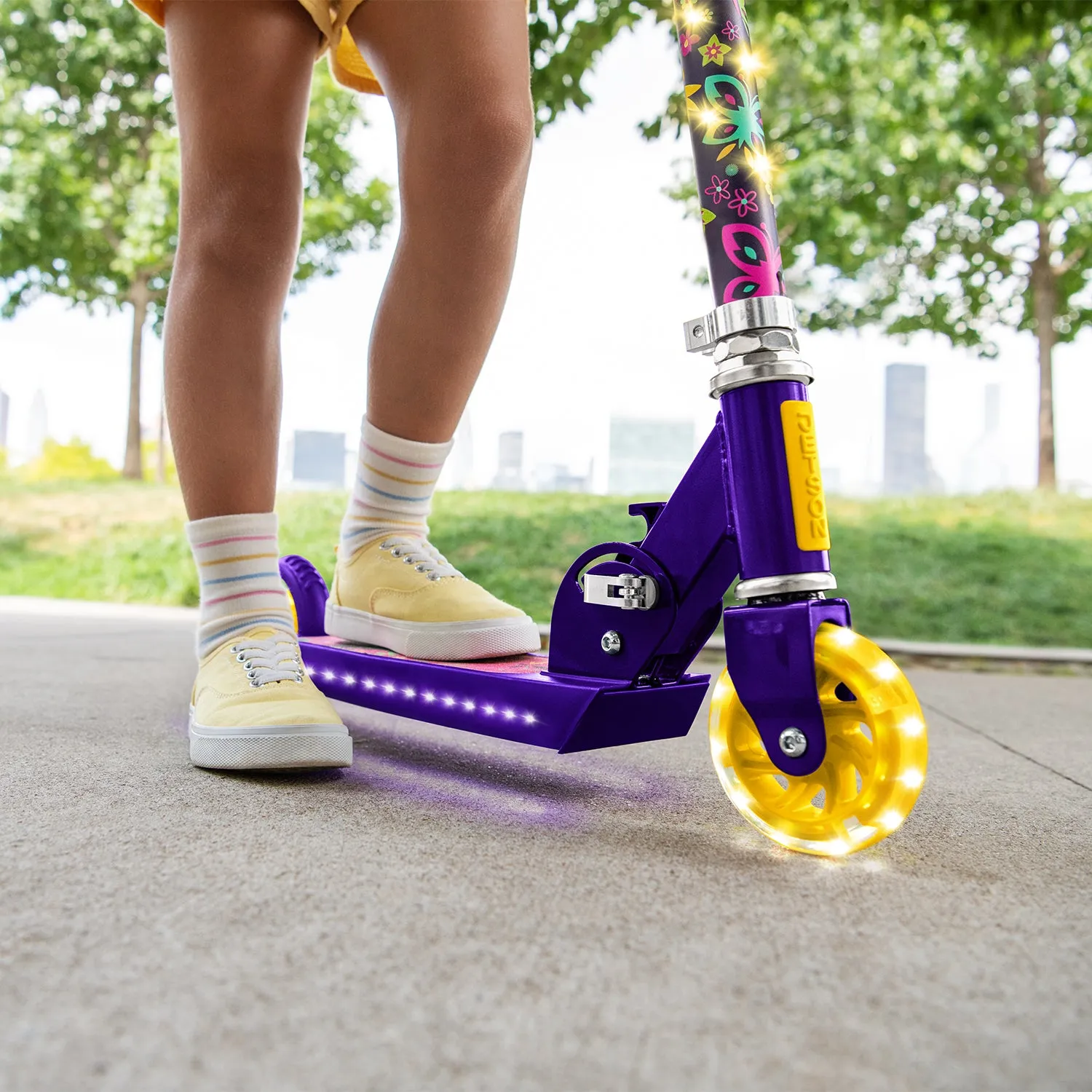 Encanto 2-Wheel Light-Up Kick Scooter
